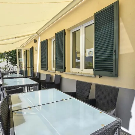 1 Bedroom Lovely In Domaso