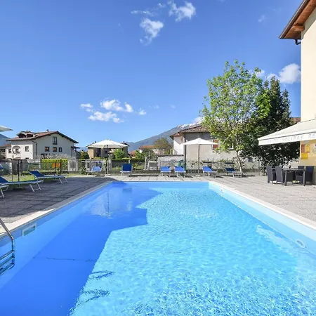 Apartment 1 Bedroom Lovely In *