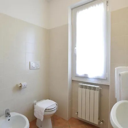 1 Bedroom Lovely In アパート *